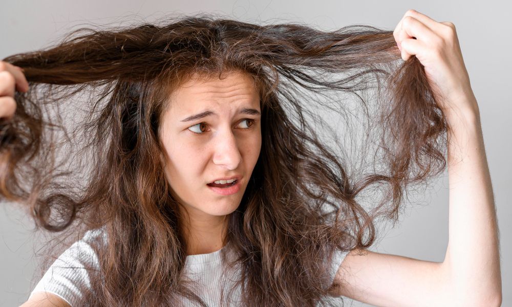 How To Avoid Dry And Frizzy Hair: Regain Shine