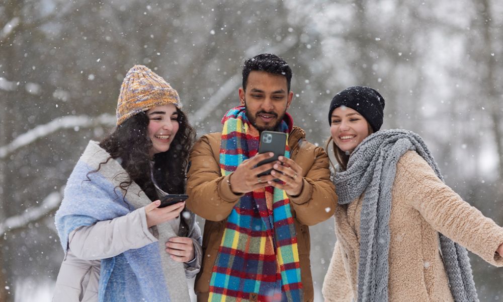 How to Take Care of Hair in Winter Naturally
